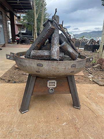 Breck Ironworks Announces its Newest Custom Steel Log Fire Pit Model